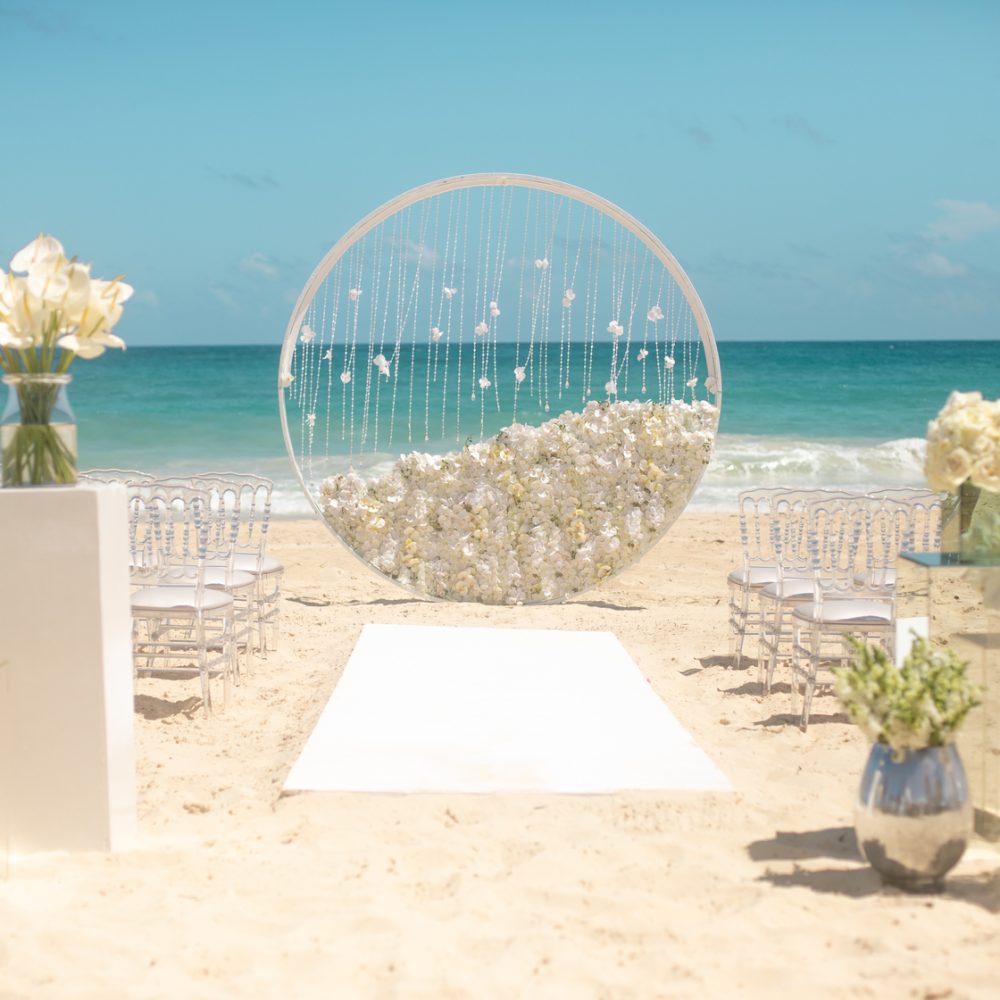WeddingInspiration_ModernEnchantment_Ceremony