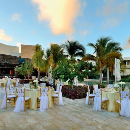 fizz-pool-terrace-grand-palladium-costa-mujeres-